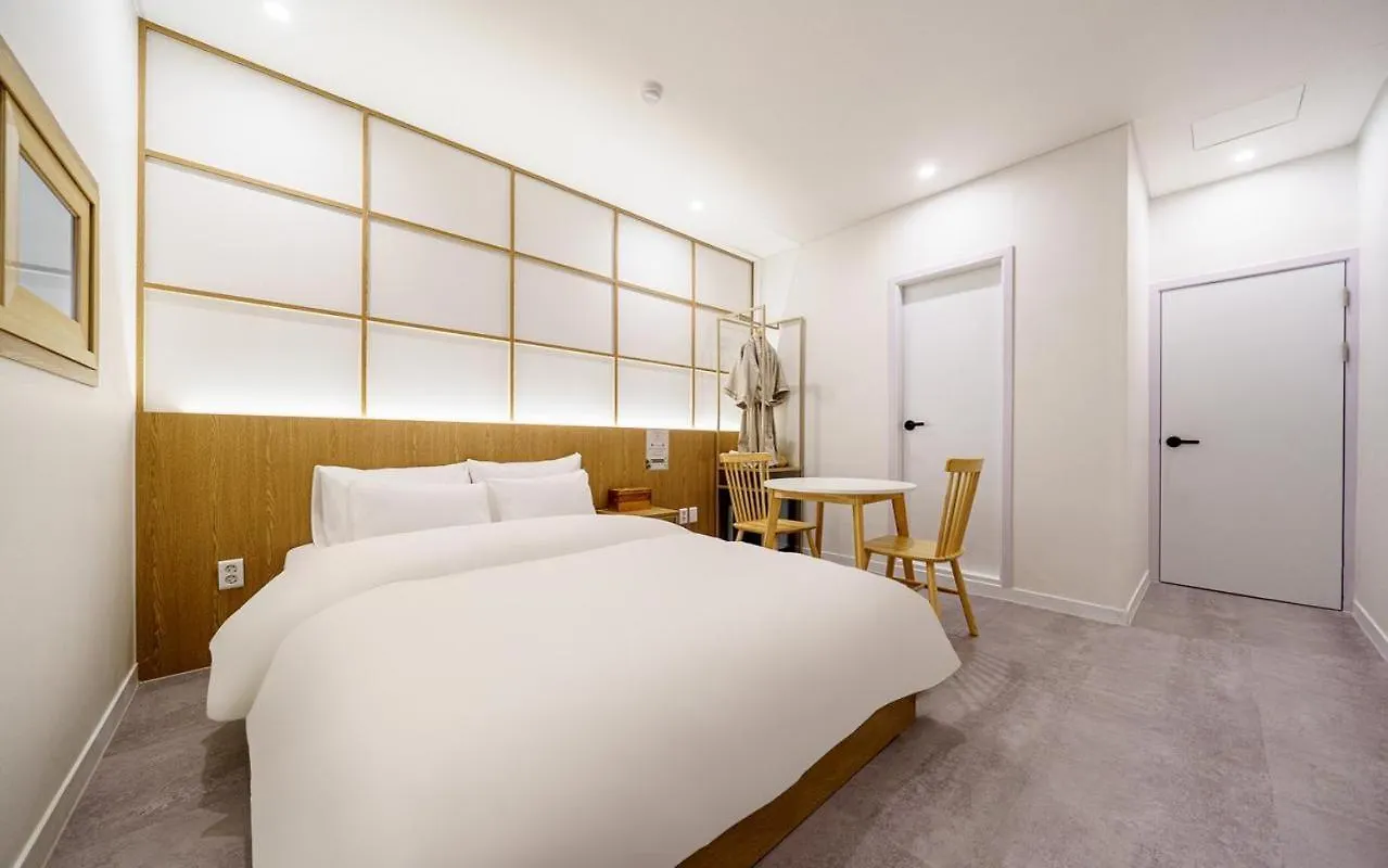 Ryokan Hotel The Red Dragonfly Incheon South Korea